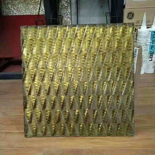 夾絲玻璃